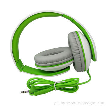 Fashion DJ headset with adjustable headband and mic